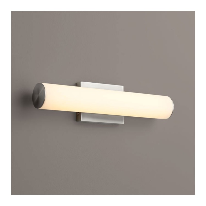 Fugit Single-Light 18″ Bathroom Vanity Fixture – Satin Nickel