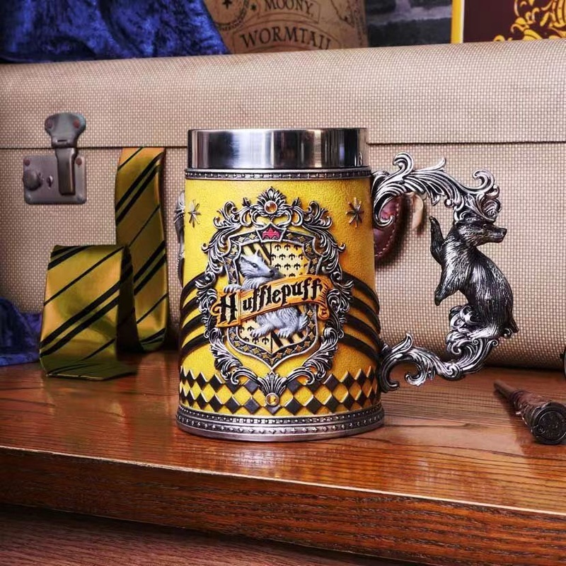 Collectible Fantasy House Crest Tankard Mug – 600ml Stainless Steel Lined Resin Beer Stein(yellow)