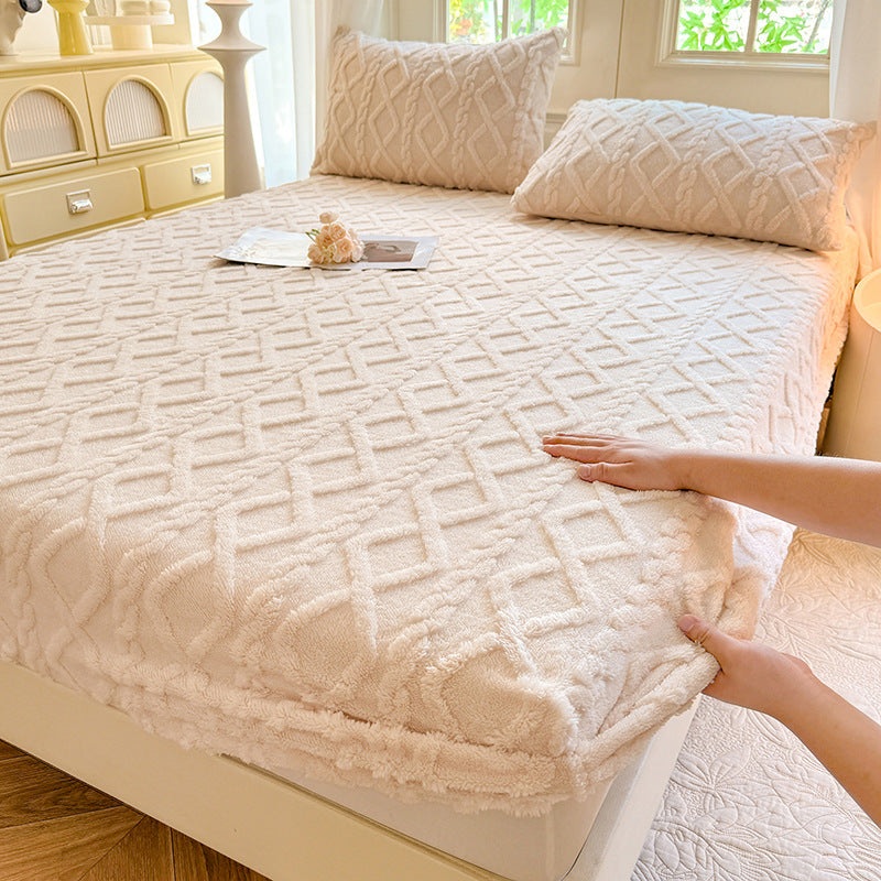 Beige Ultra Soft Plush Fitted Sheet – Winter Warm Plush Bed Sheet Embossed Diamond Pattern (180x200cm)