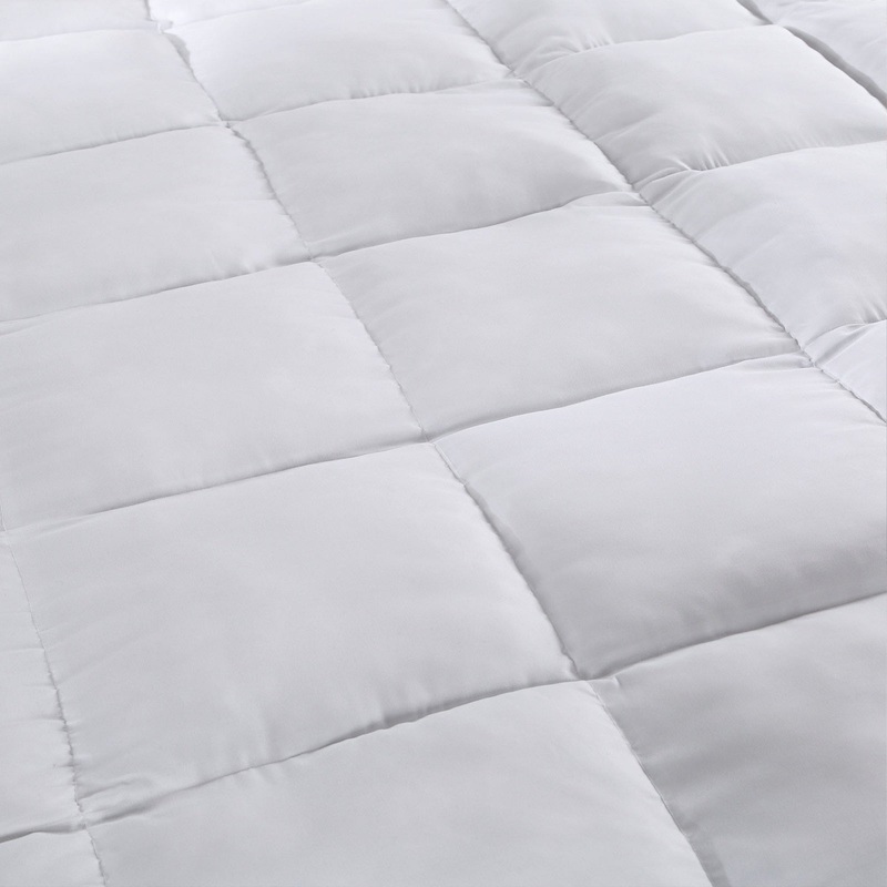 Royal Comfort 1000GSM Luxury Bamboo Fabric Gusset Mattress Pad Topper Cover – Queen – White