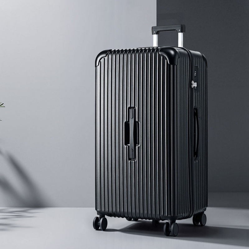 Wanderlite 32″ Trunk Luggage Suitcase Travel 5 Wheels Type-C Port TSA Black