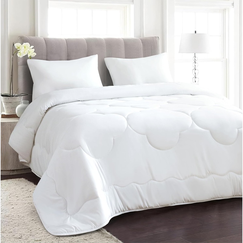 100% Premium Bamboo Microfiber Quilt – All Seaon, Ultra Soft, Comfy, Machine Washable, Hypoallergenic & Breathable Duvet with Extra Plush Fabric – Luxurious Doona for Bedding – Single Size