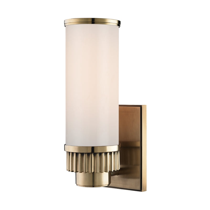 One Light Bath Bracket from the Harper Collection in Aged Brass Finish by Hudson Valley