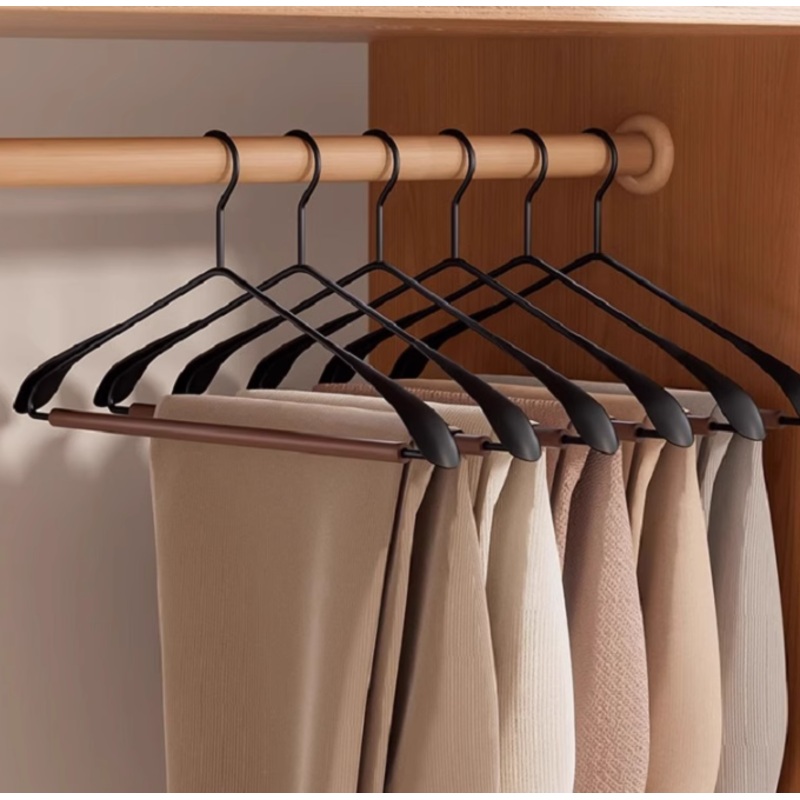Premium Solid Wood Clothes Hangers Set of 6 – Wide Shoulder Non-Slip Suit Hangers