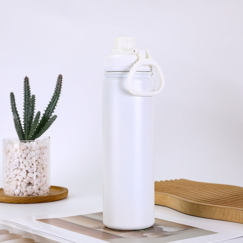 White Portable Travel Thermos Bottle – Leakproof Stainless Steel Flask with Carry Handle (22oz – 660ml)