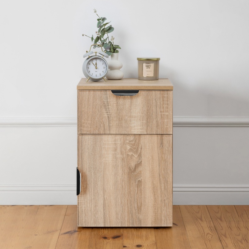 PORTO BEDSIDE TABLE – NATURAL OAK – SLIM – PULL BLACK